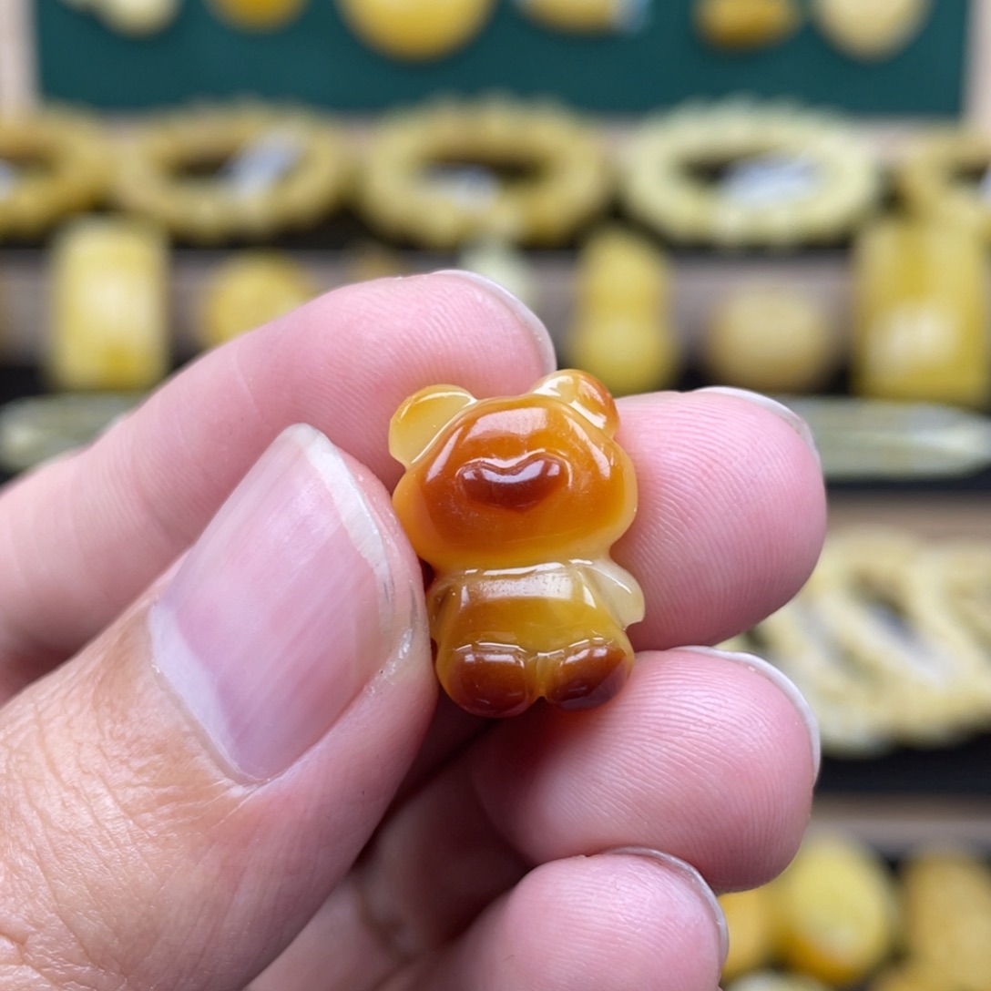 琥珀裸石未镶嵌琥珀蜜蜡