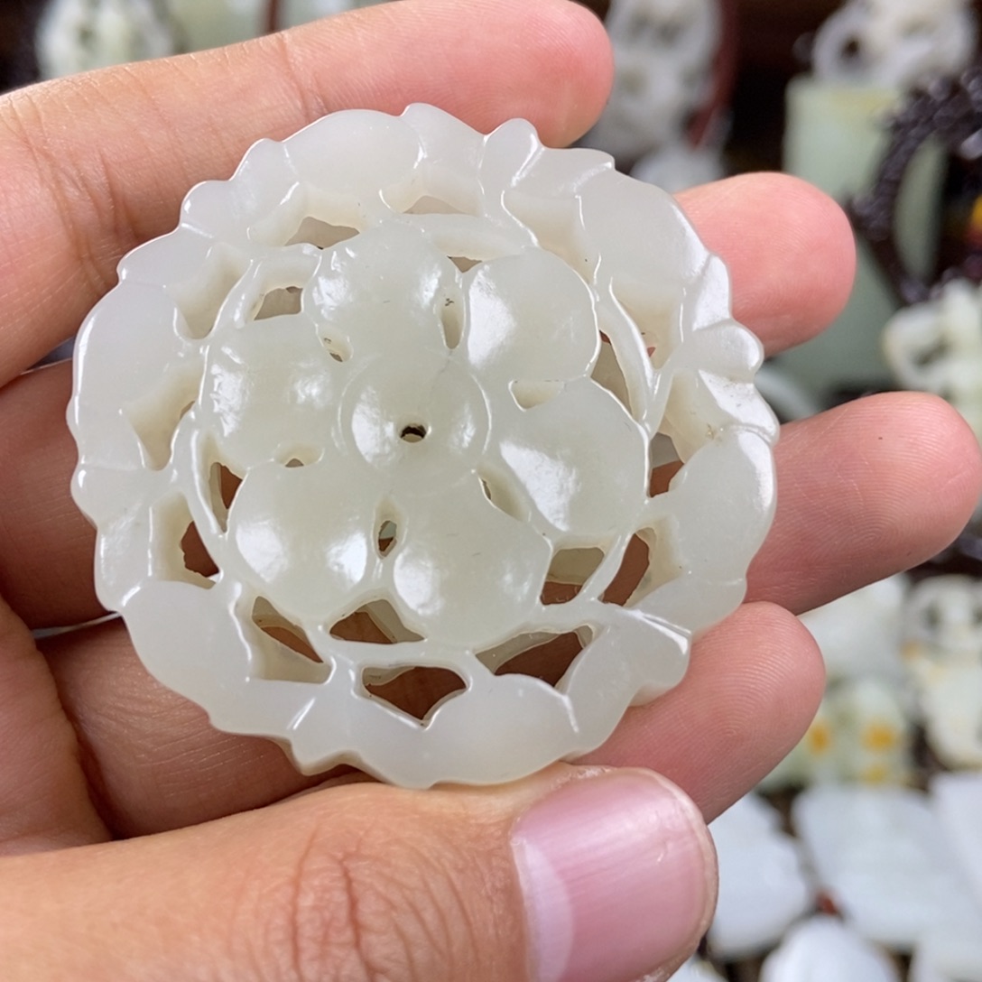 和田玉挂件未镶嵌