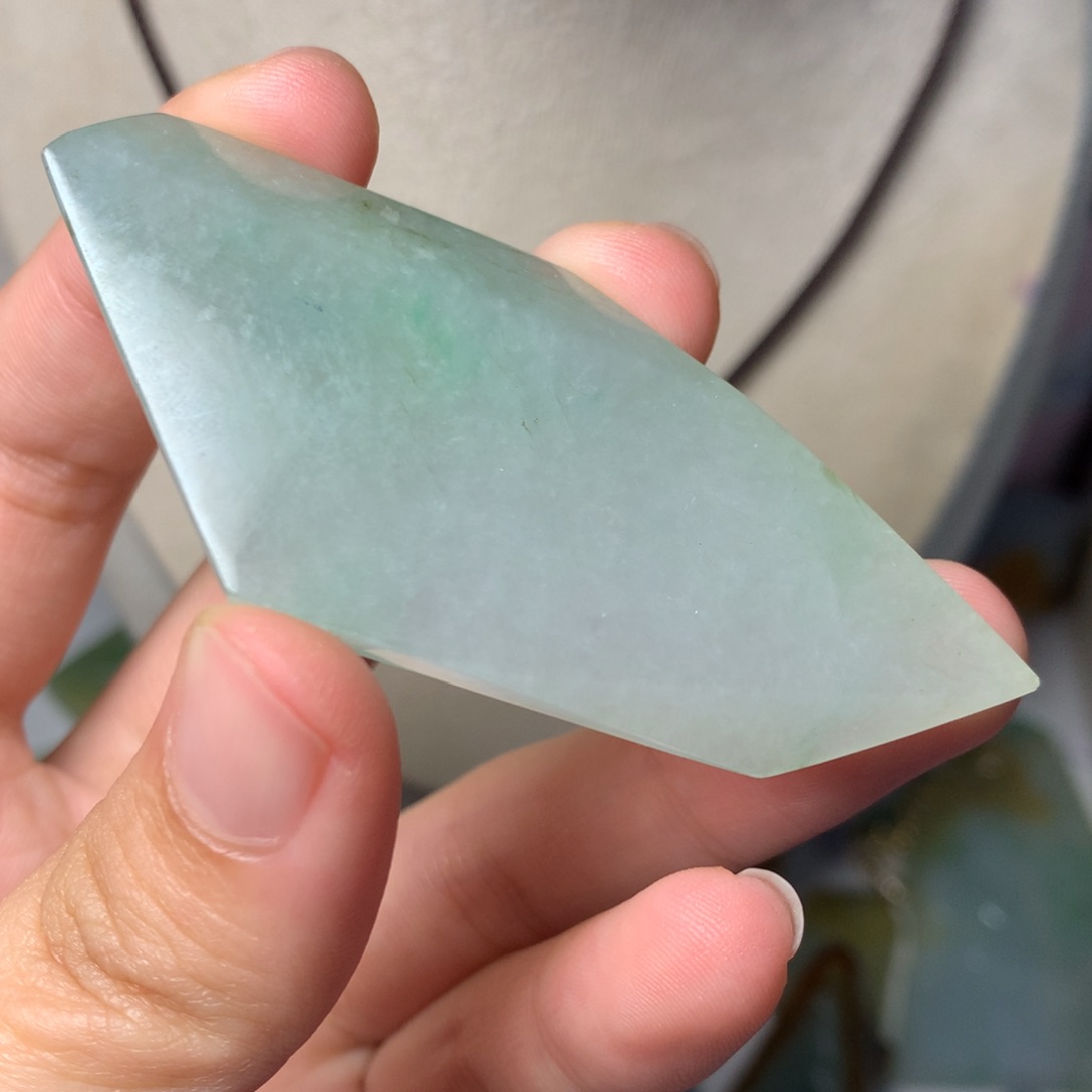 翡翠未镶嵌颈饰吊坠