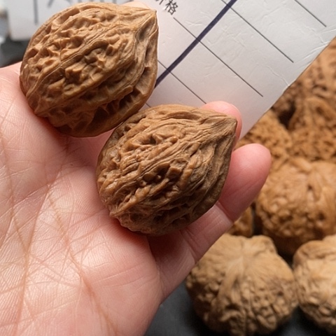 桃核吊坠32大姑石核桃