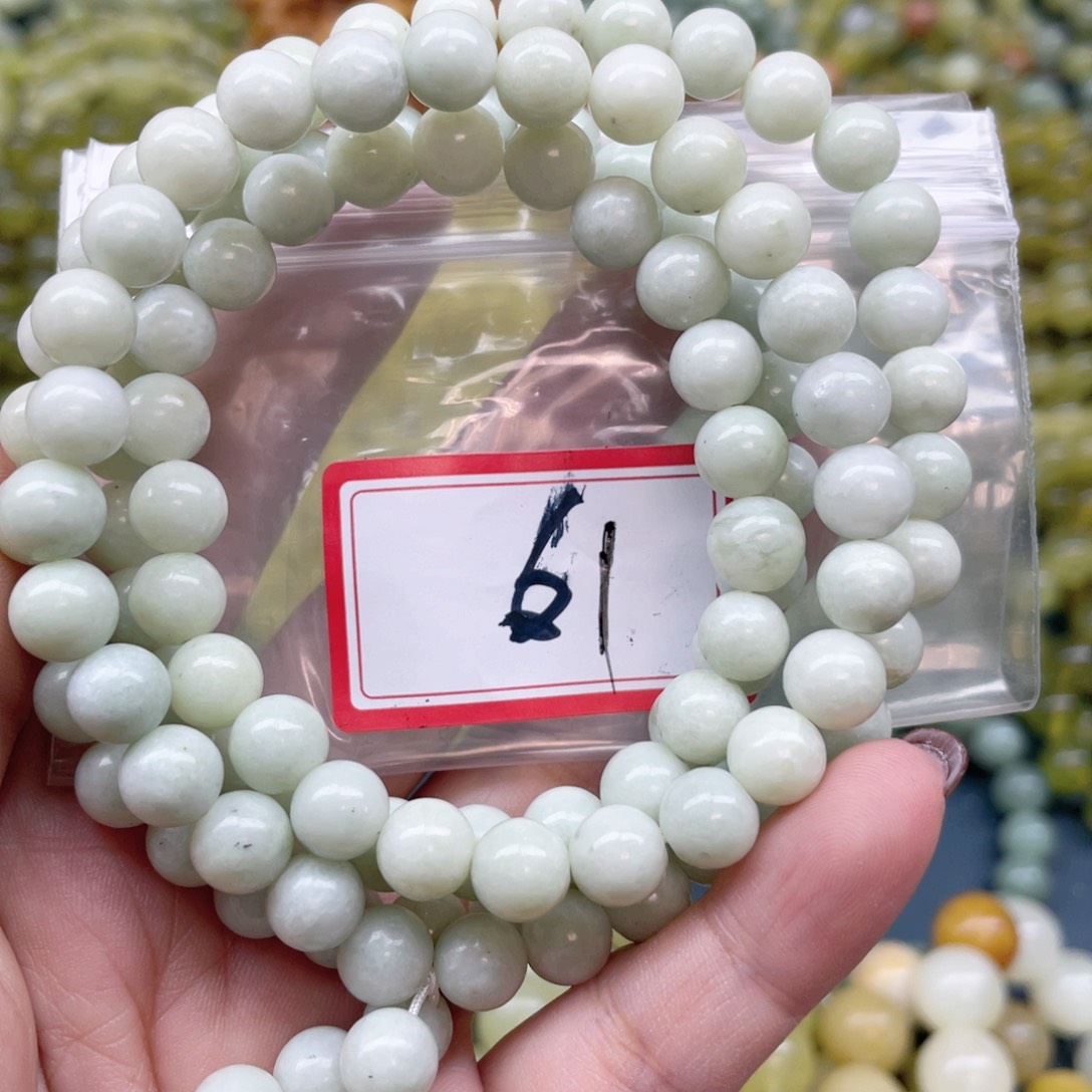 未镶嵌蛇纹石玉手链