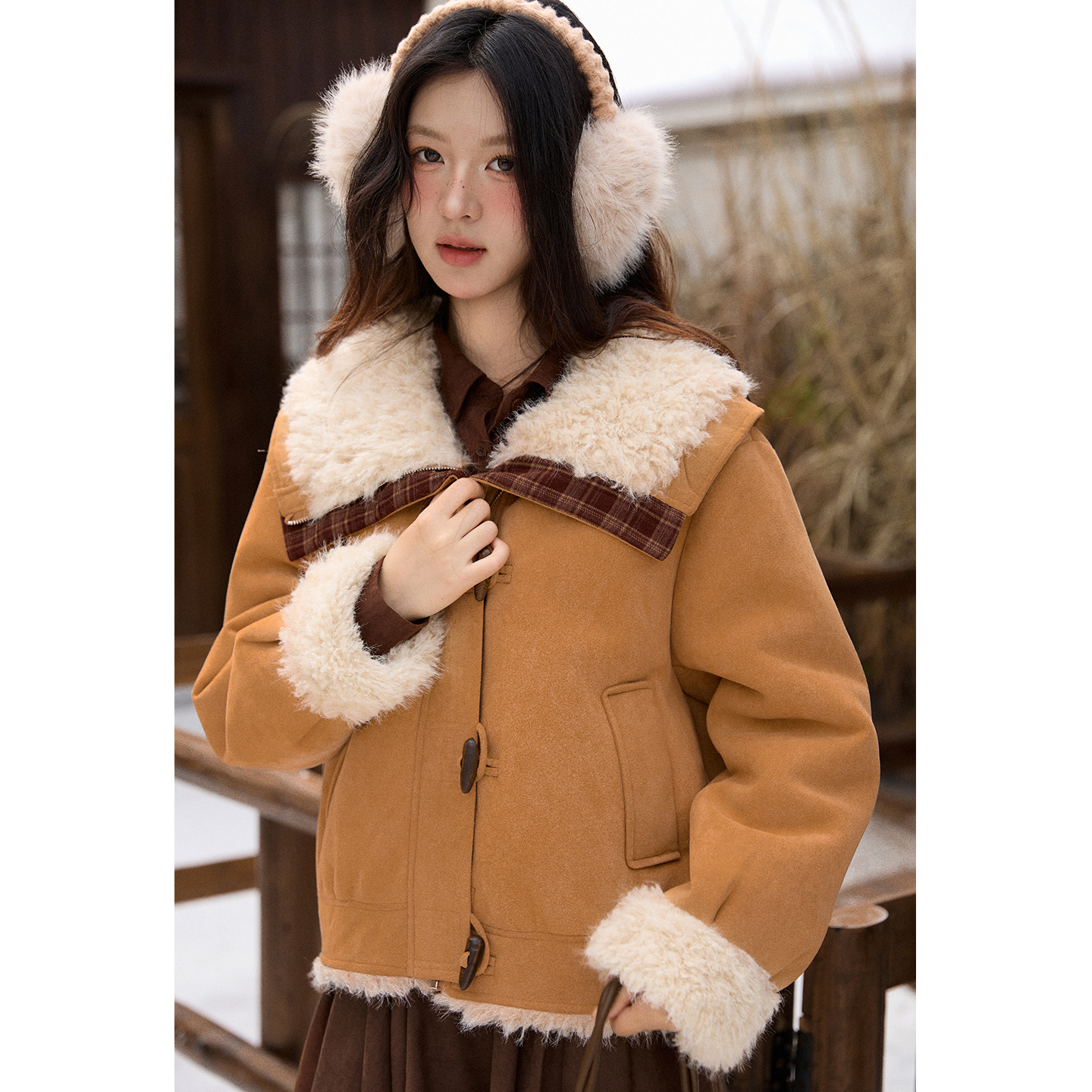 【艾美专属】谜秀皮毛一体外套加厚加绒棉服MXE91W1002