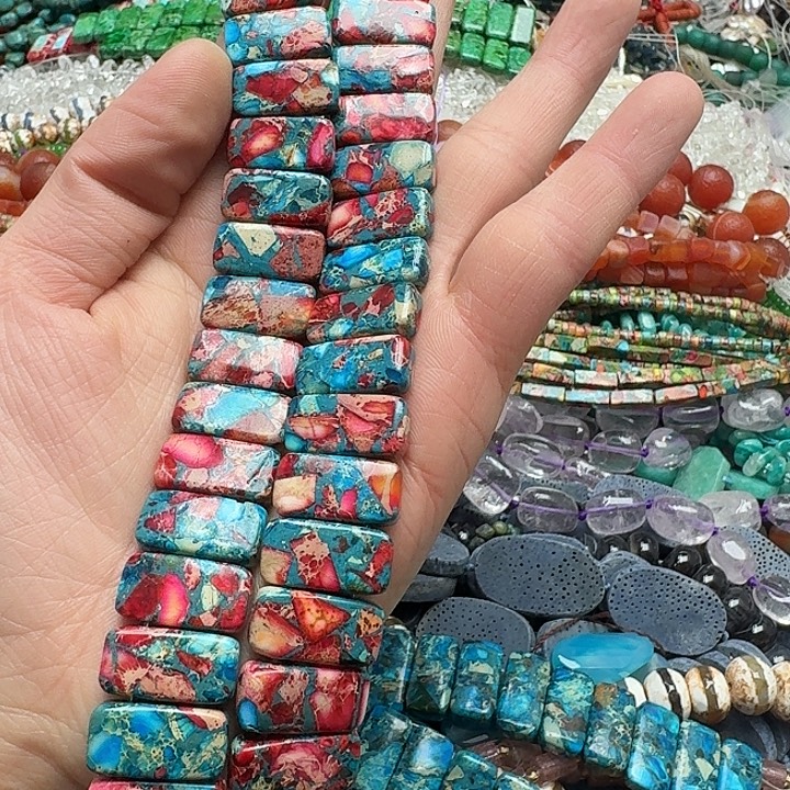 玛瑙/玉髓未镶嵌珠宝半成品一条10x20m帝王石