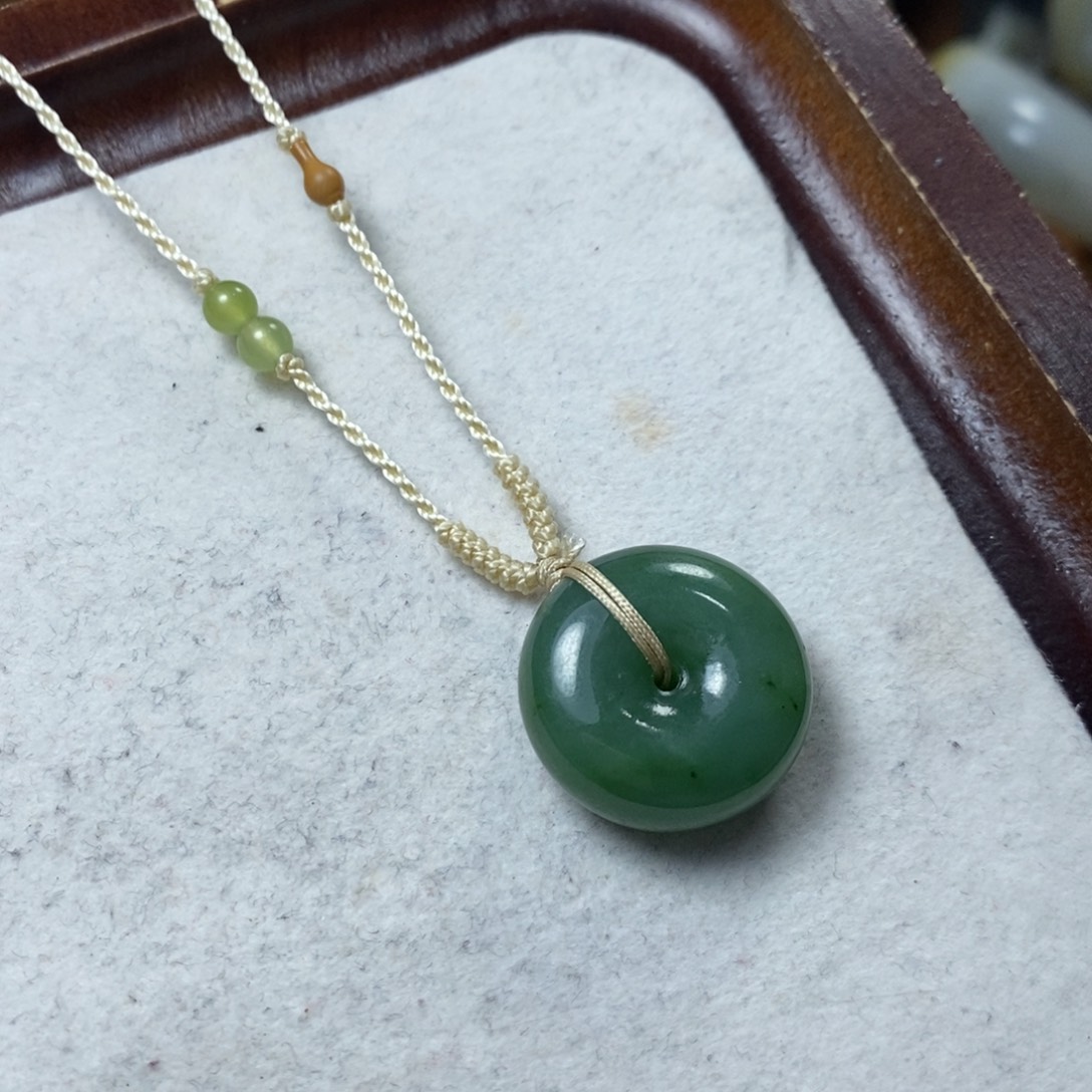 和田玉未镶嵌颈饰7