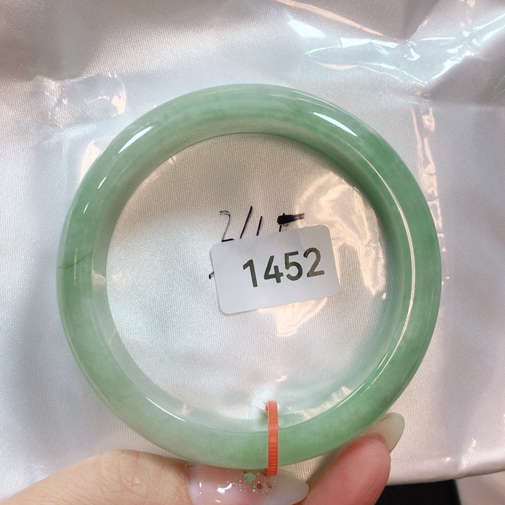 翡翠手镯未镶嵌天然翡翠手镯58