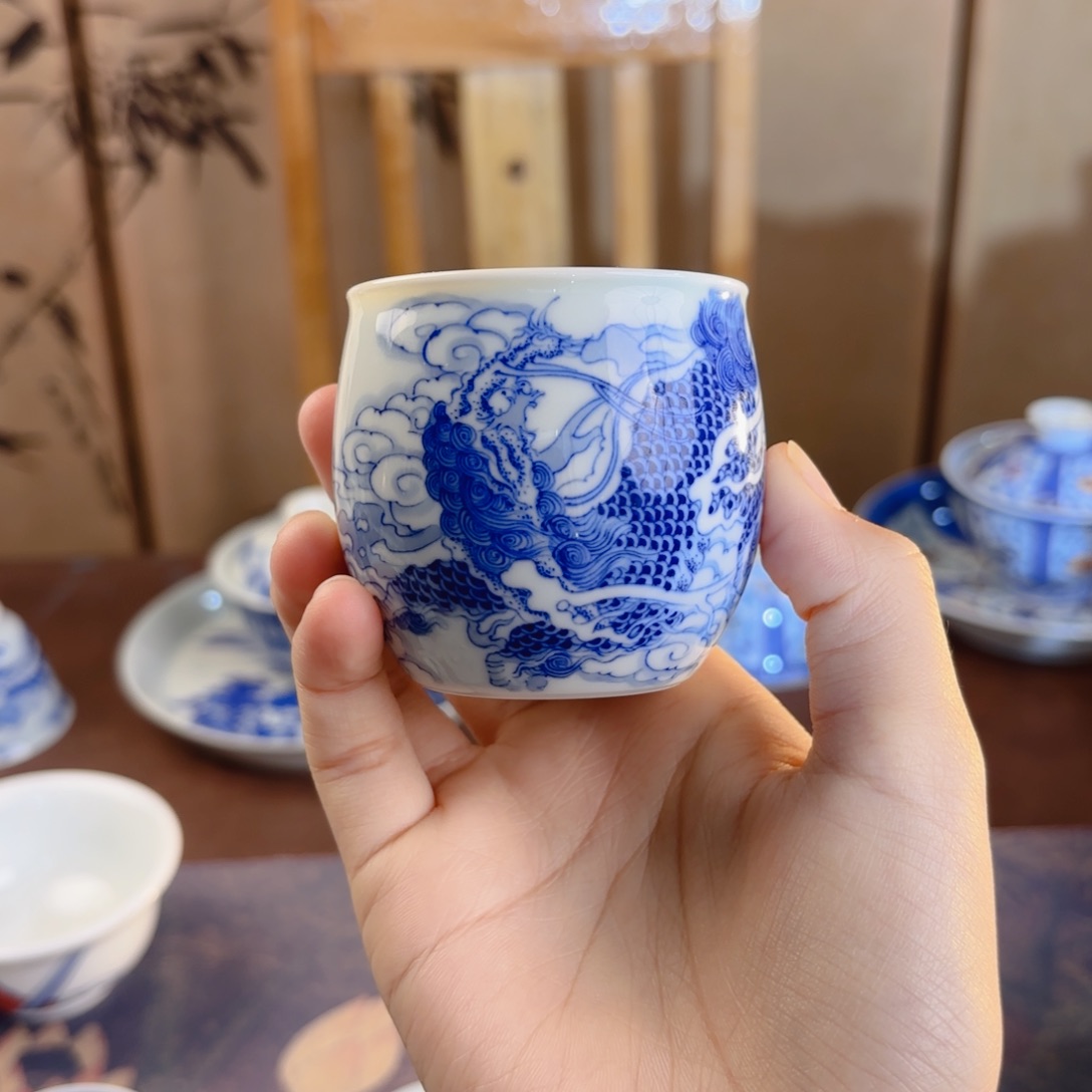 青花哈哈哈哈哈哈哈