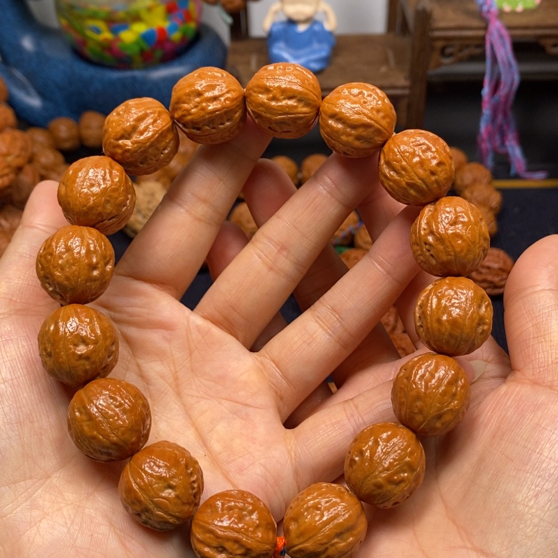 桃核手串小肉筋光头