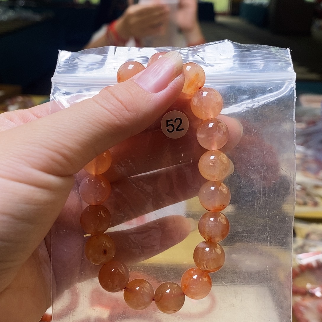 南红玛瑙未镶嵌手链