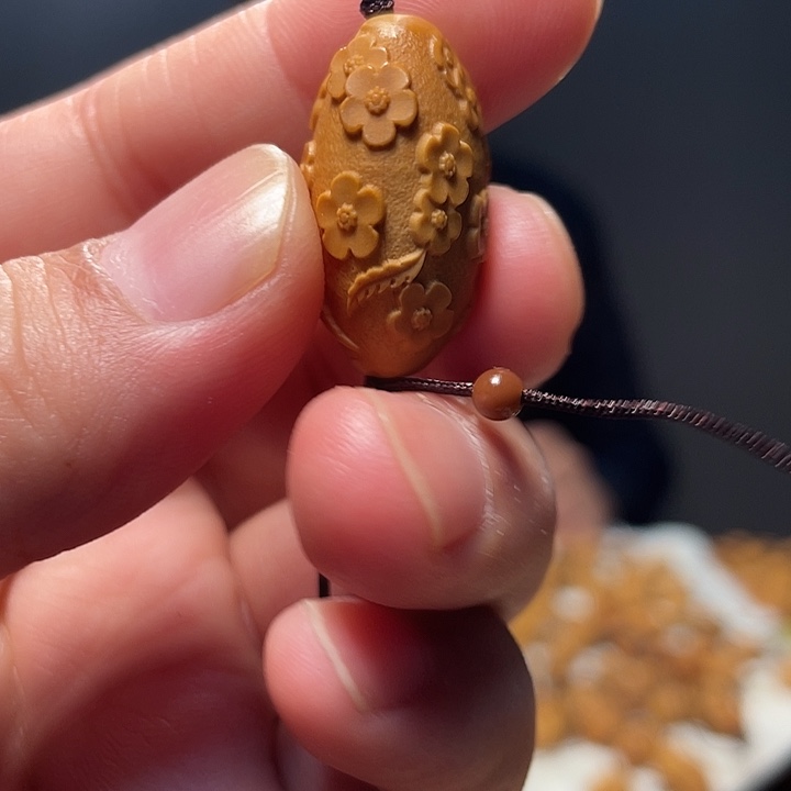 橄榄核吊坠橄榄核