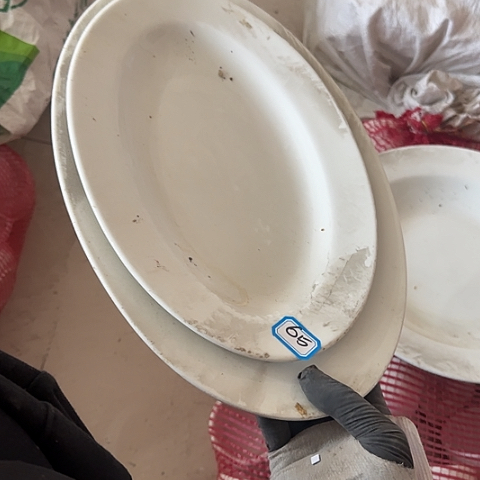 魏***族瓷片库存一大一小65