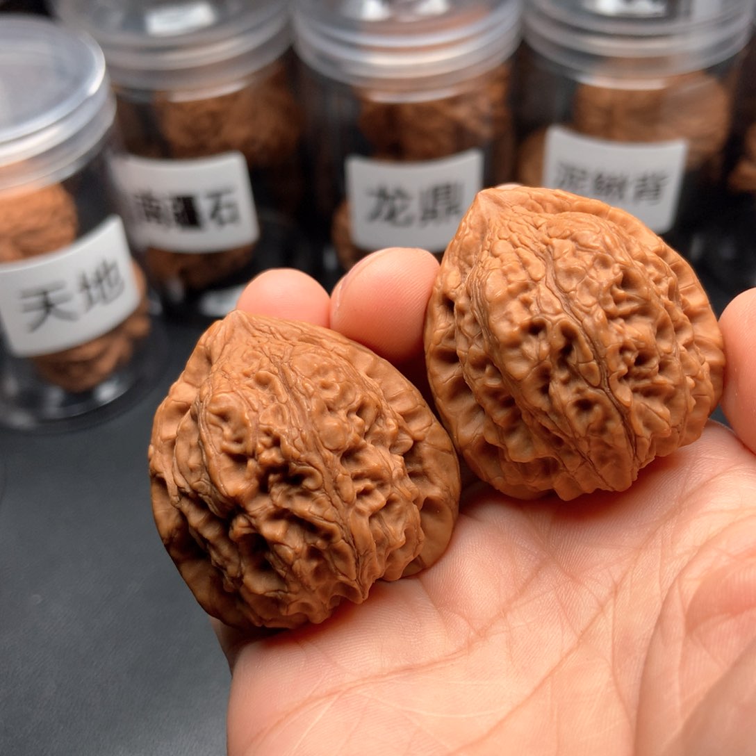 文玩核桃吊坠野生无名37