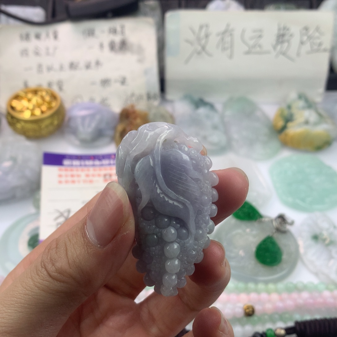 翡翠颈饰未镶嵌－