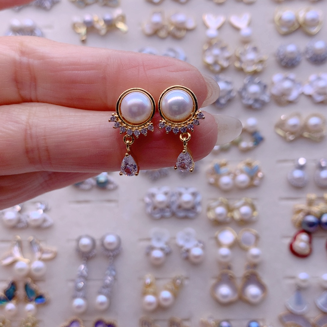 淡水珍珠合金耳饰