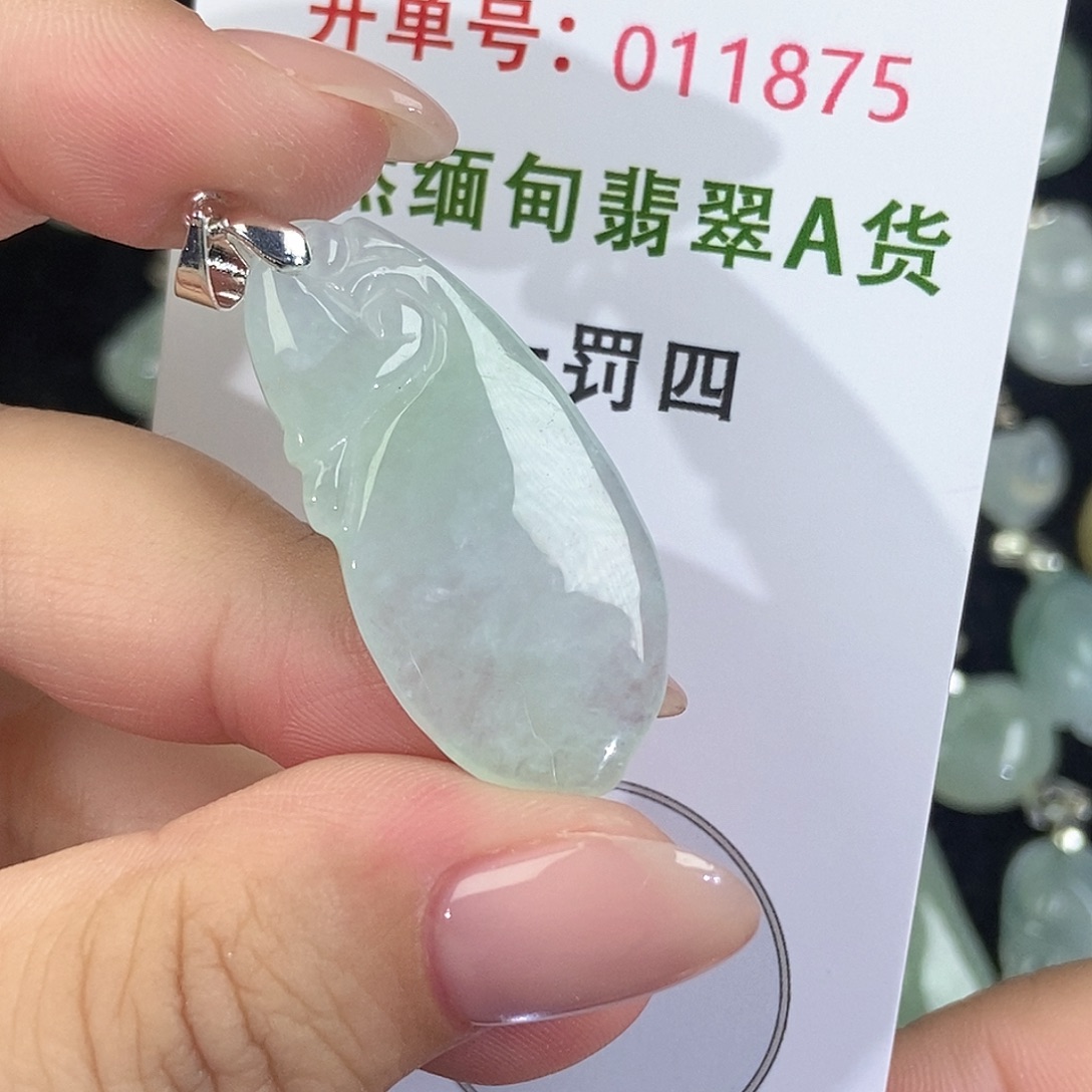 翡翠未镶嵌颈饰天然
