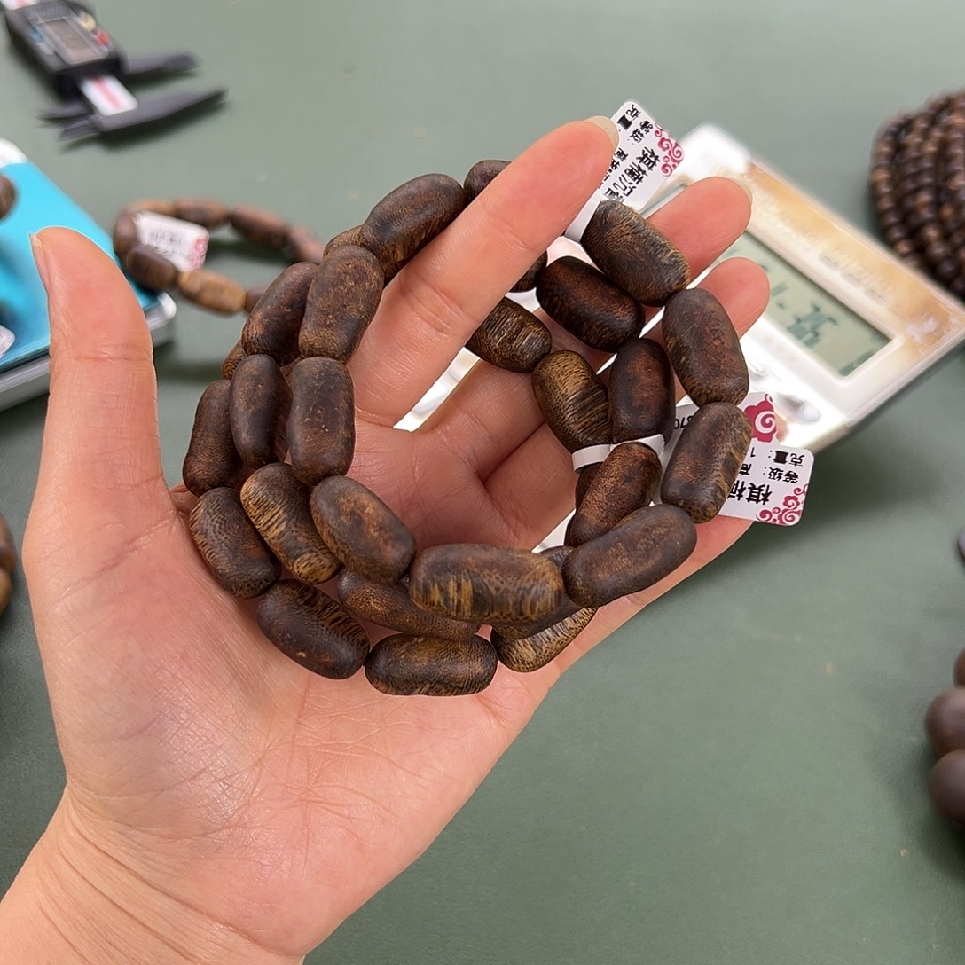 手串沉香乌身留疤12克卡12多样性发一条