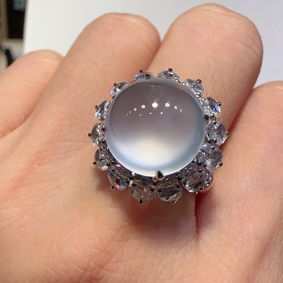 翡翠戒指18K金镶嵌戒指