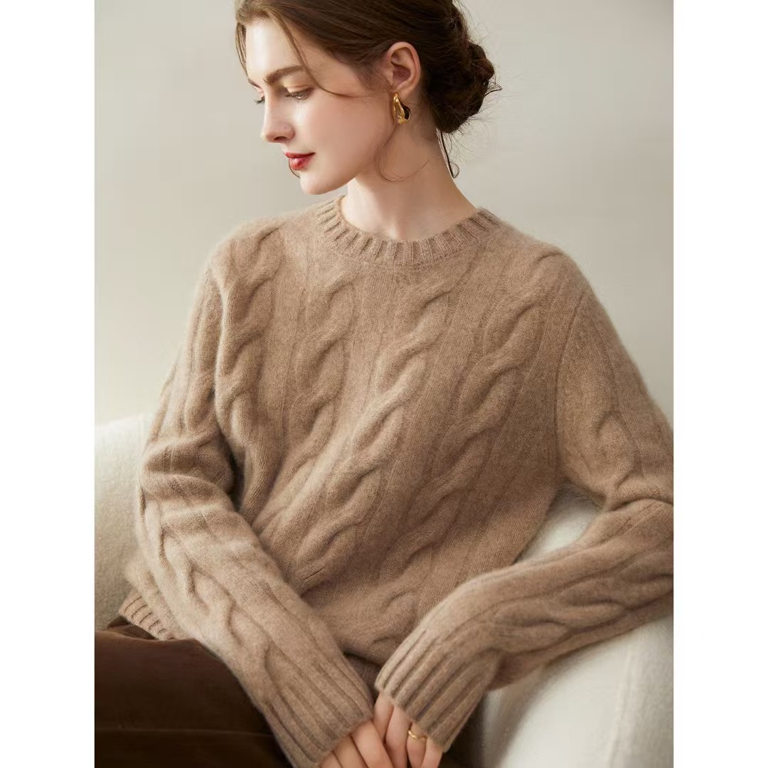 重磅加厚！~【100%山羊绒】五针三股加厚女圆领彩点绞花羊绒针织毛衣