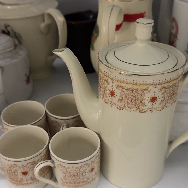 茶盏陶瓷盘子啥都有哦