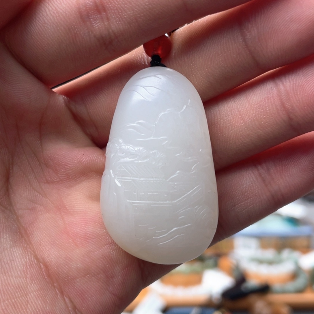 和田玉未镶嵌颈饰