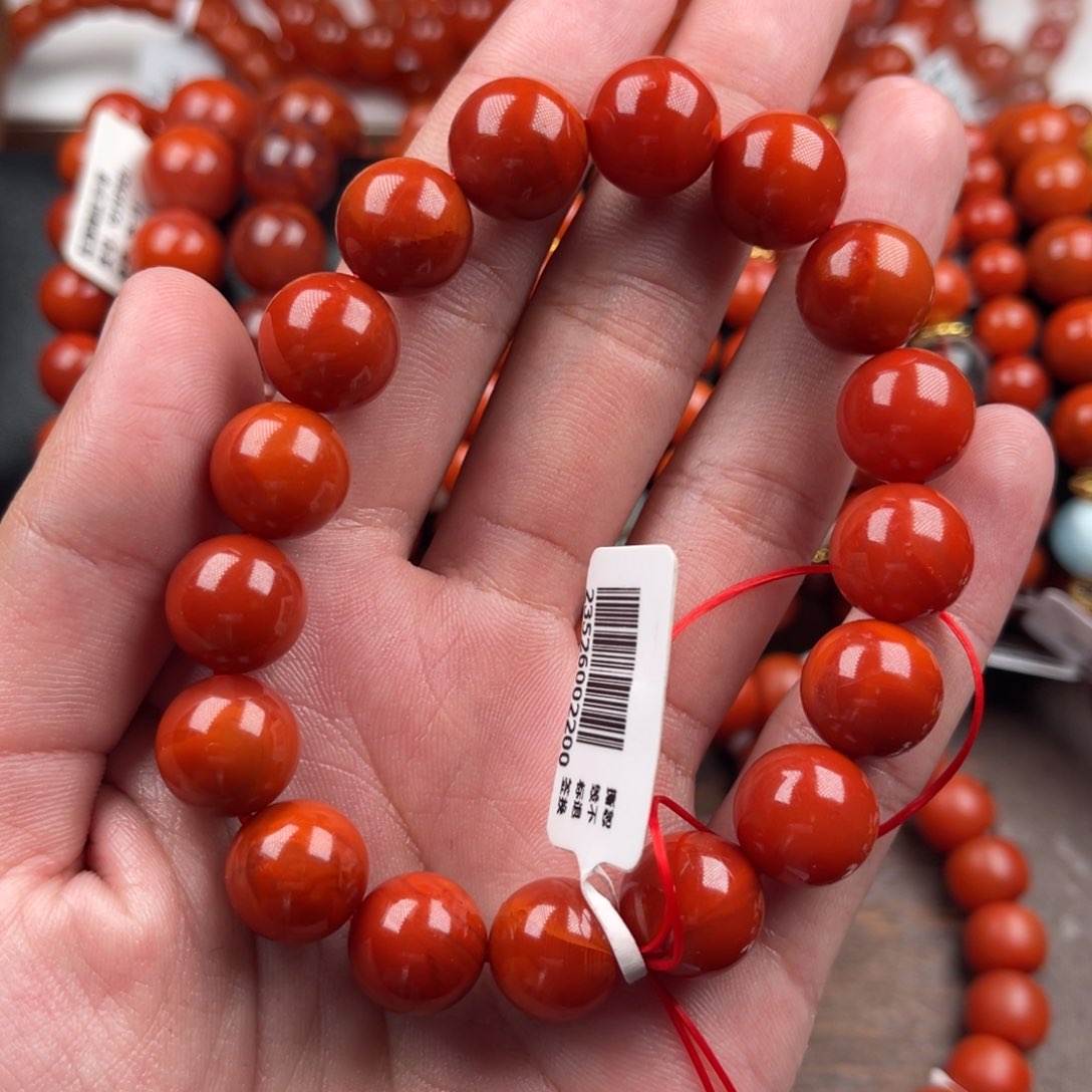 未镶嵌手链南红玛瑙晚*?