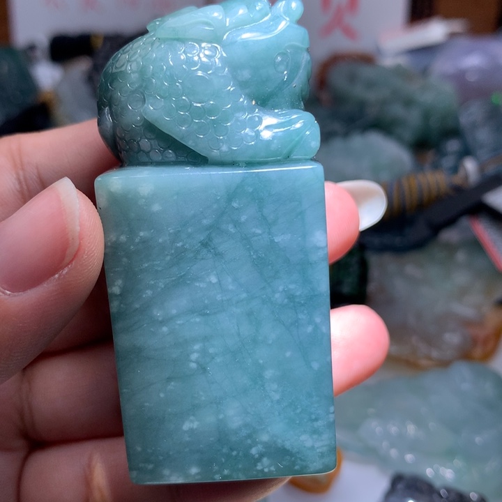 翡翠颈饰未镶嵌保真天然A货翡翠