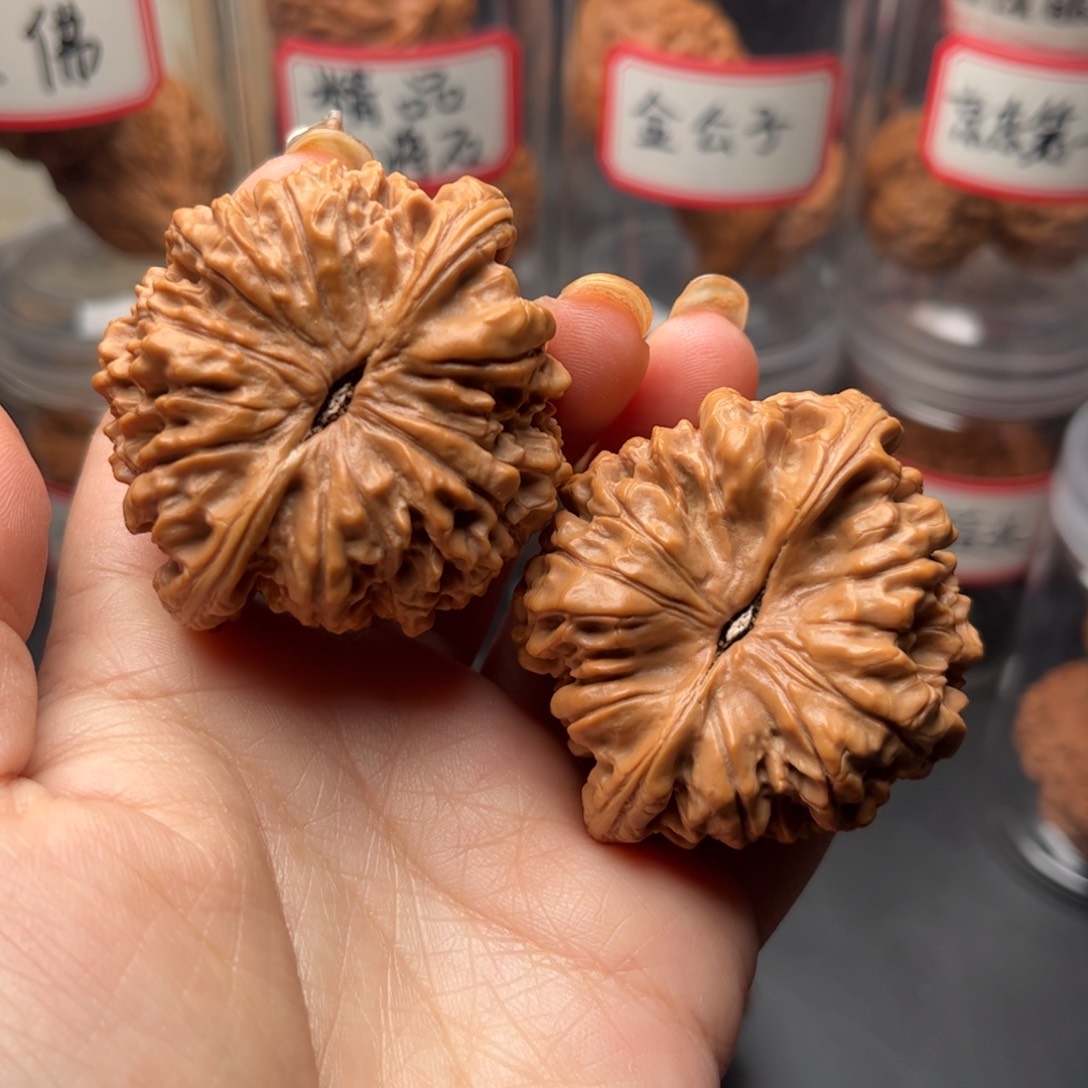 文玩核桃把件大**S大官帽51全品