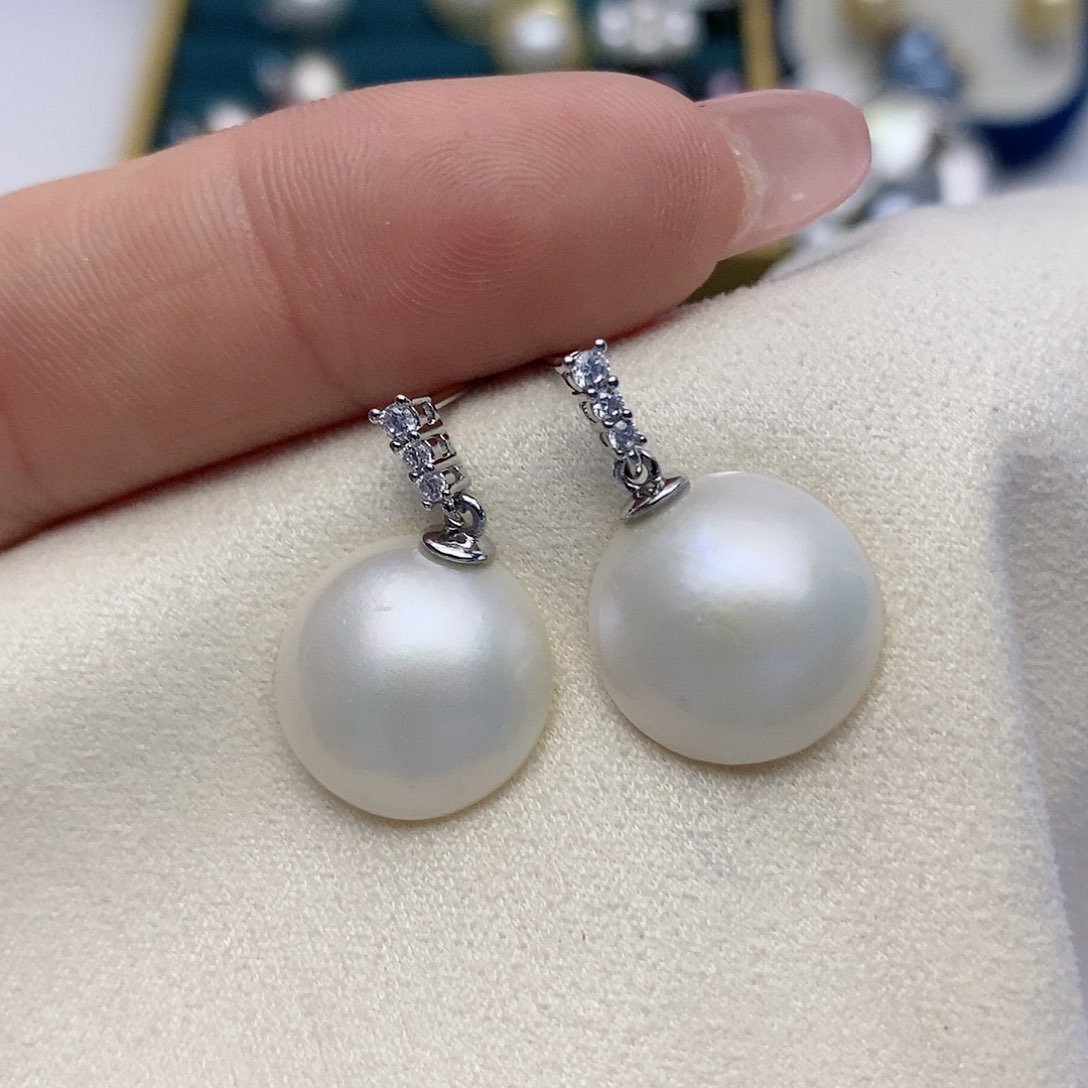 【闪购商品】拼合珍珠（马贝珠）耳饰银S925镶嵌29