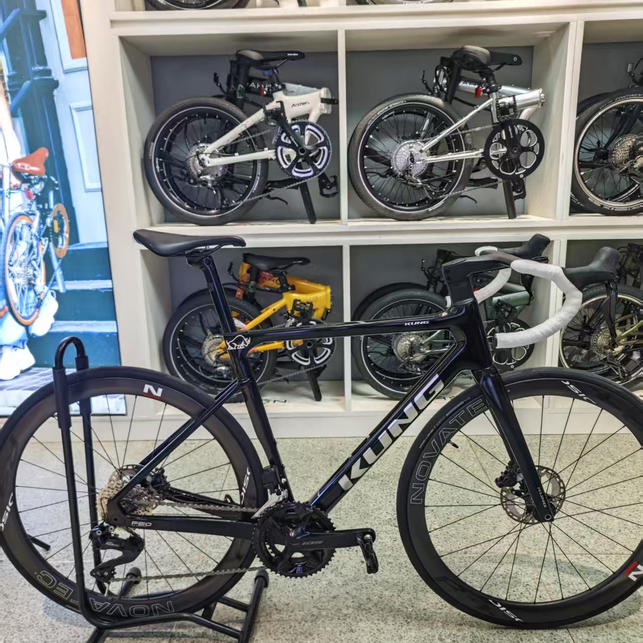 公路自行车碳纤维自行车攻队尺码L适合175-185左右