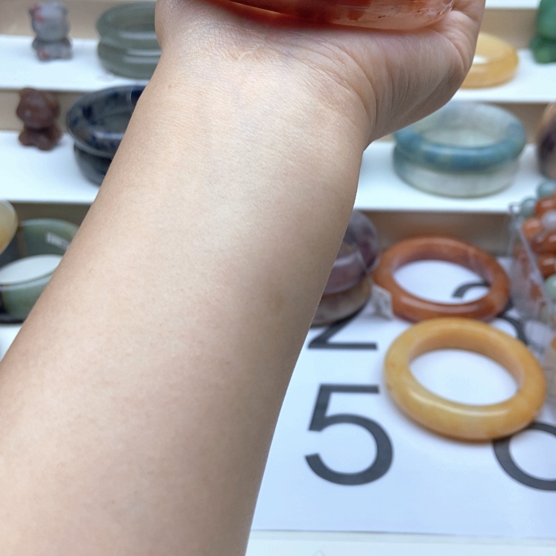 石英质玉手镯未镶嵌涂*