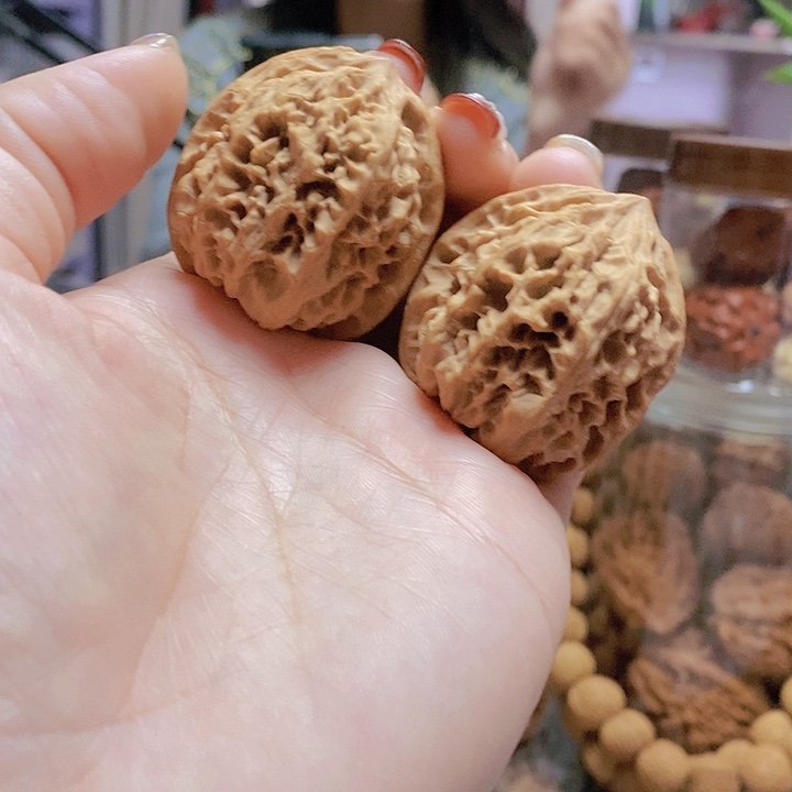 【闪购商品】文玩核桃把件37.5野牛