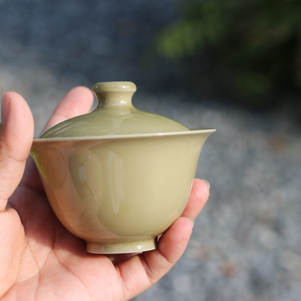 龙泉青瓷姜黄盖碗两才
