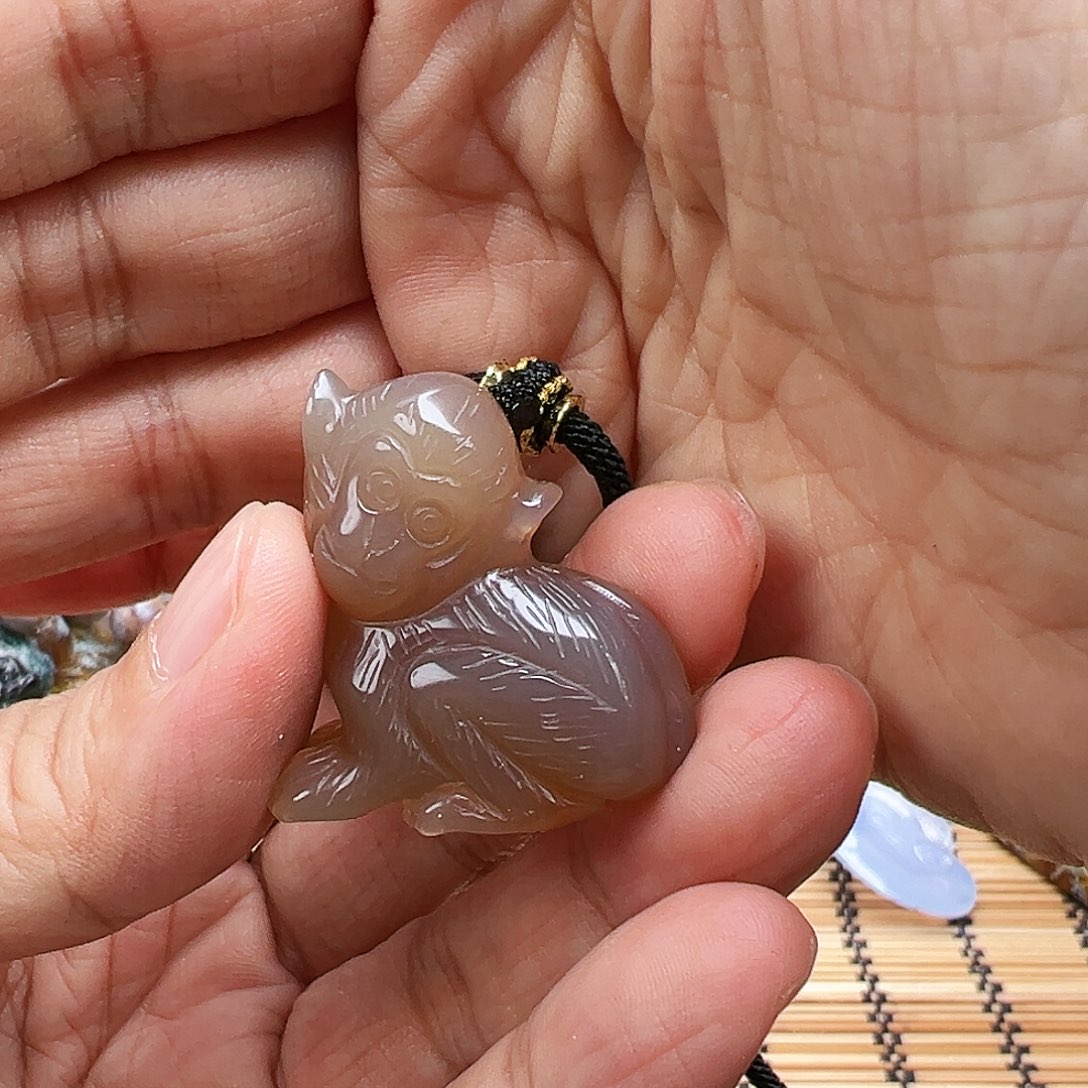 未镶嵌玛瑙/玉髓珠宝半成品