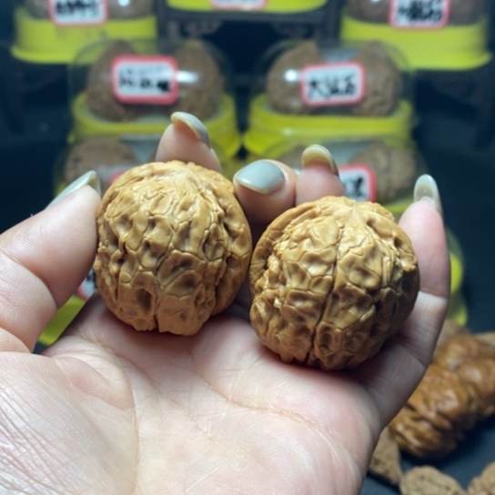 文玩核桃把件11号甲骨纹肚40边36尺