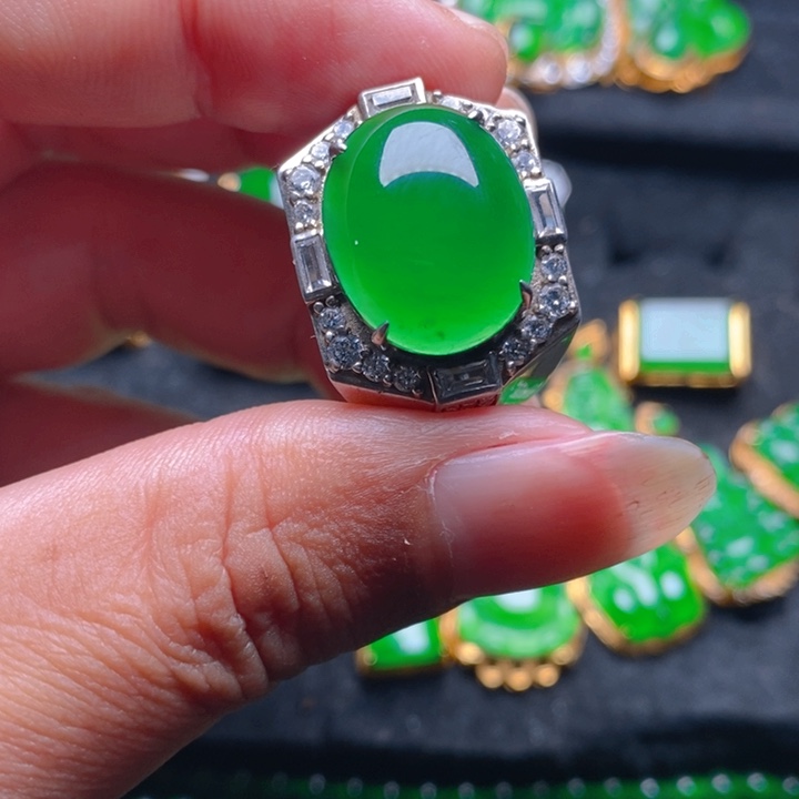 翡翠戒指银S925镶嵌青***果