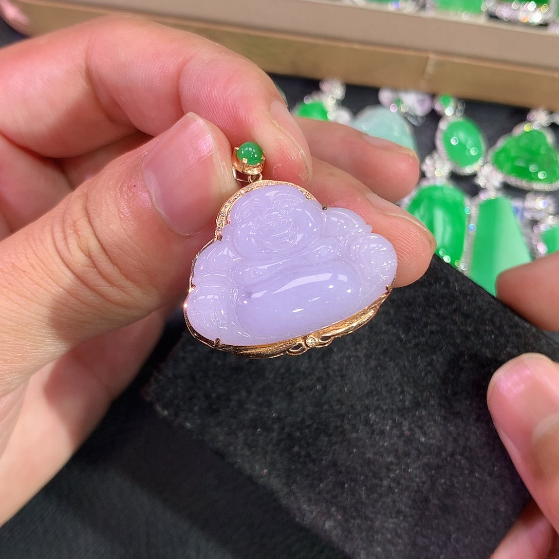 翡翠吊坠(赠链)18K金镶嵌