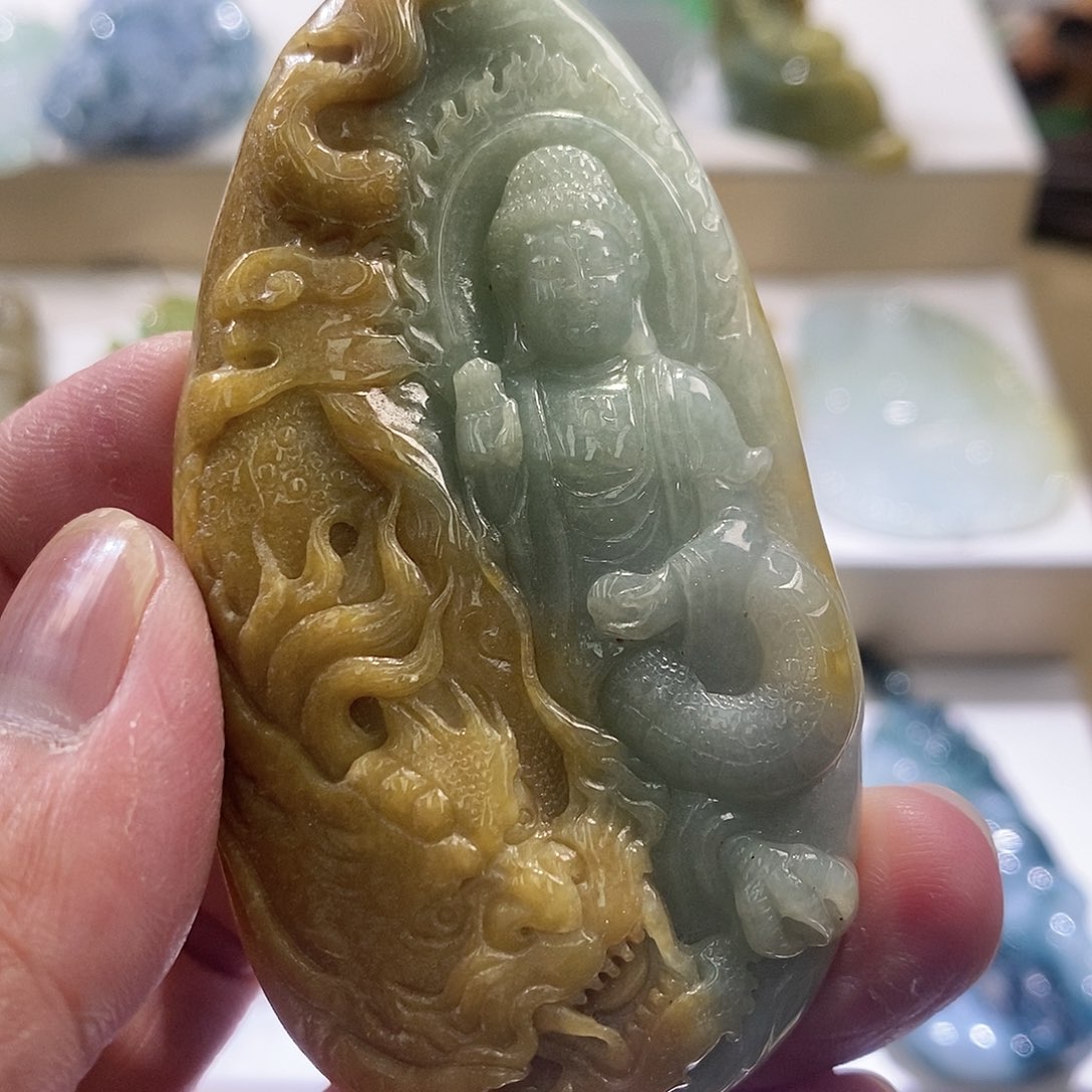 【闪购商品】翡翠颈饰未镶嵌1111111111111