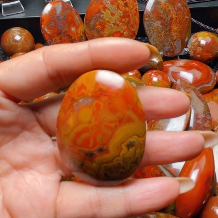 玛瑙/玉髓战国红玛瑙挂件未镶嵌天**事