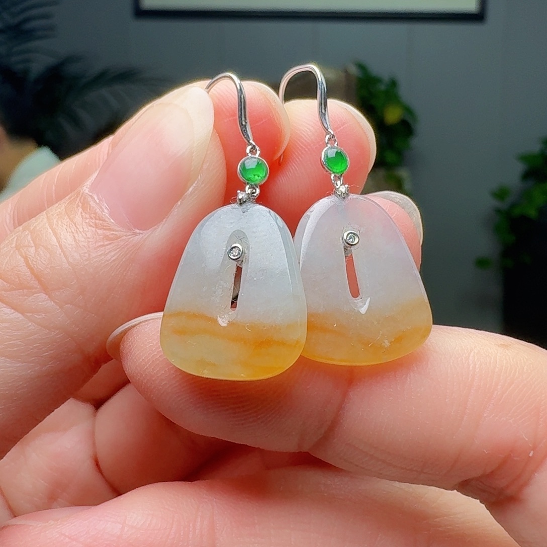 翡翠18K金镶嵌耳饰天然