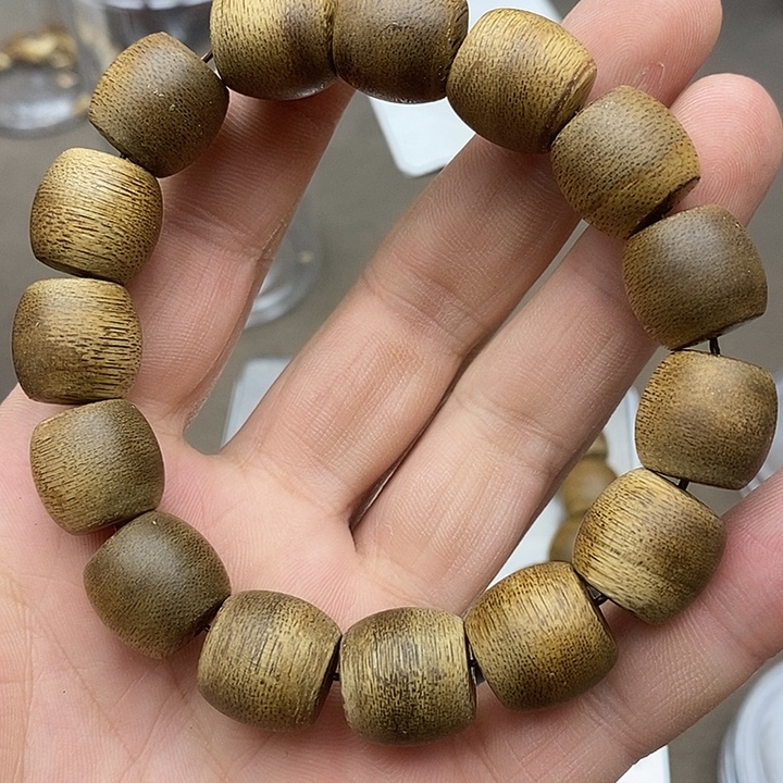 沉香碎屑沉香越南芽庄野生沉水1.5白棋楠1015号