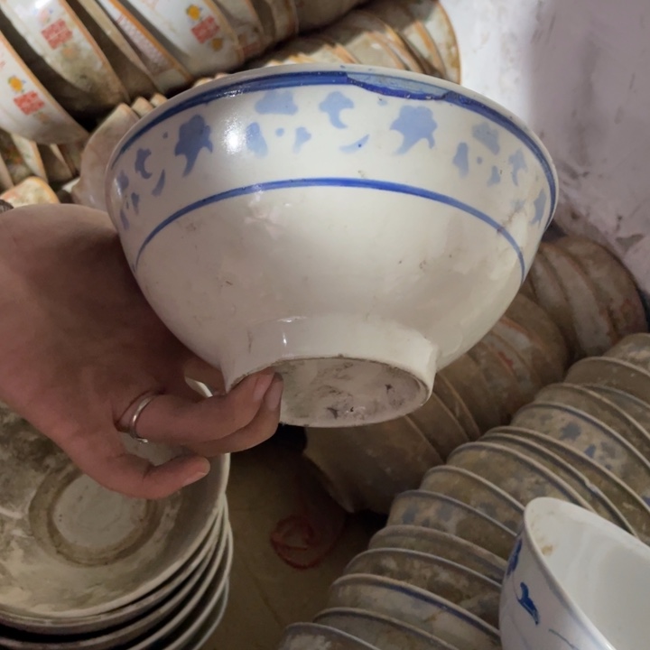 摆件老碗品相一般有黑点口失园不退换18✖️8