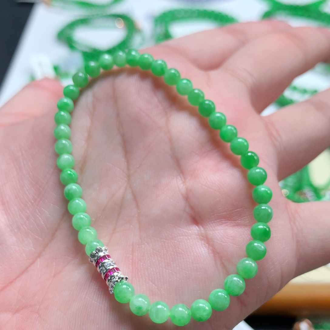 翡翠未镶嵌手链翡翠