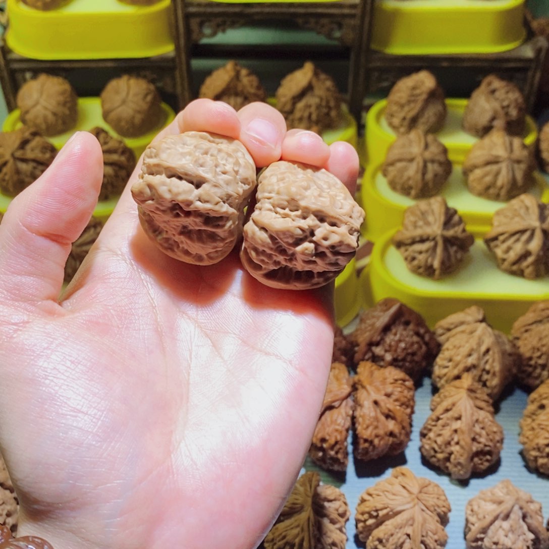 【闪购商品】文玩核桃吊坠蛤蟆头