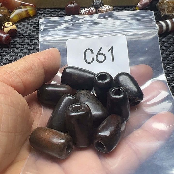 毛***子玛瑙/玉髓未镶嵌手链