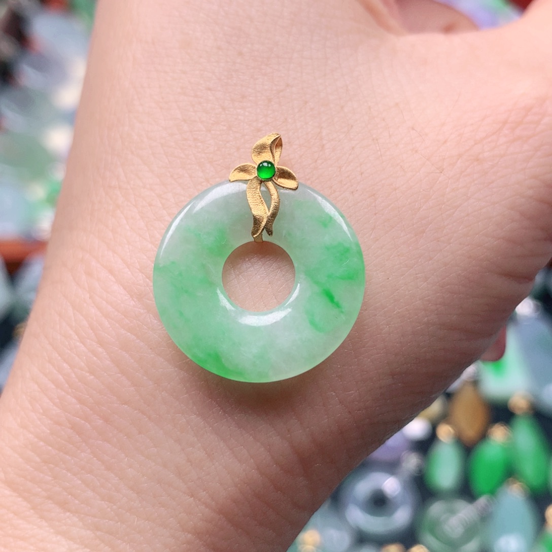 翡翠18K金镶嵌吊坠(不含链)