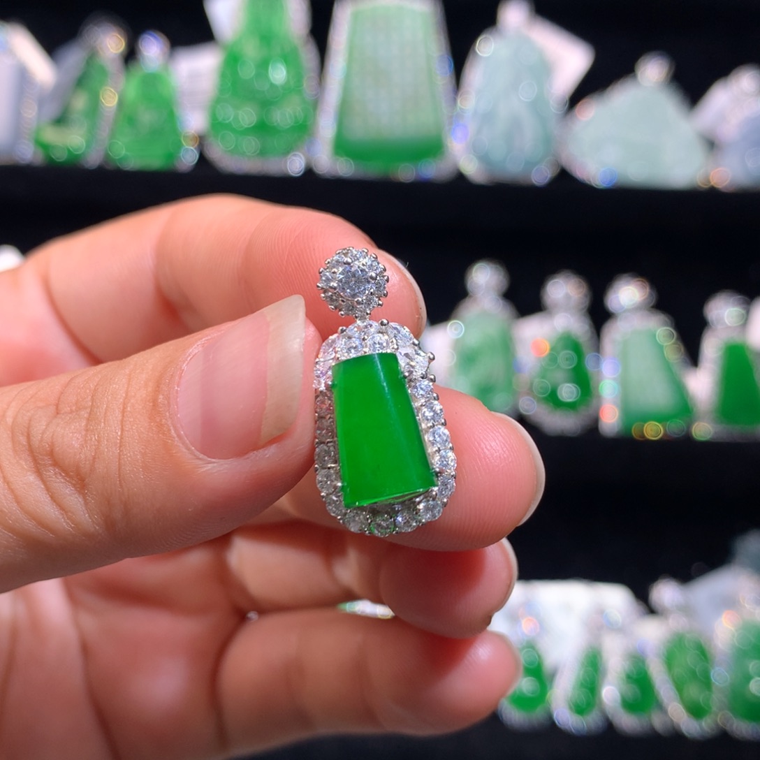 【闪购商品】翡翠银S925镶嵌颈饰天然翡翠