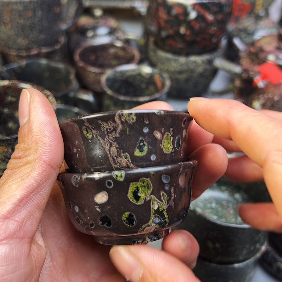 咏***春梅花玉鱼缸石茶周边微瑕不退不换