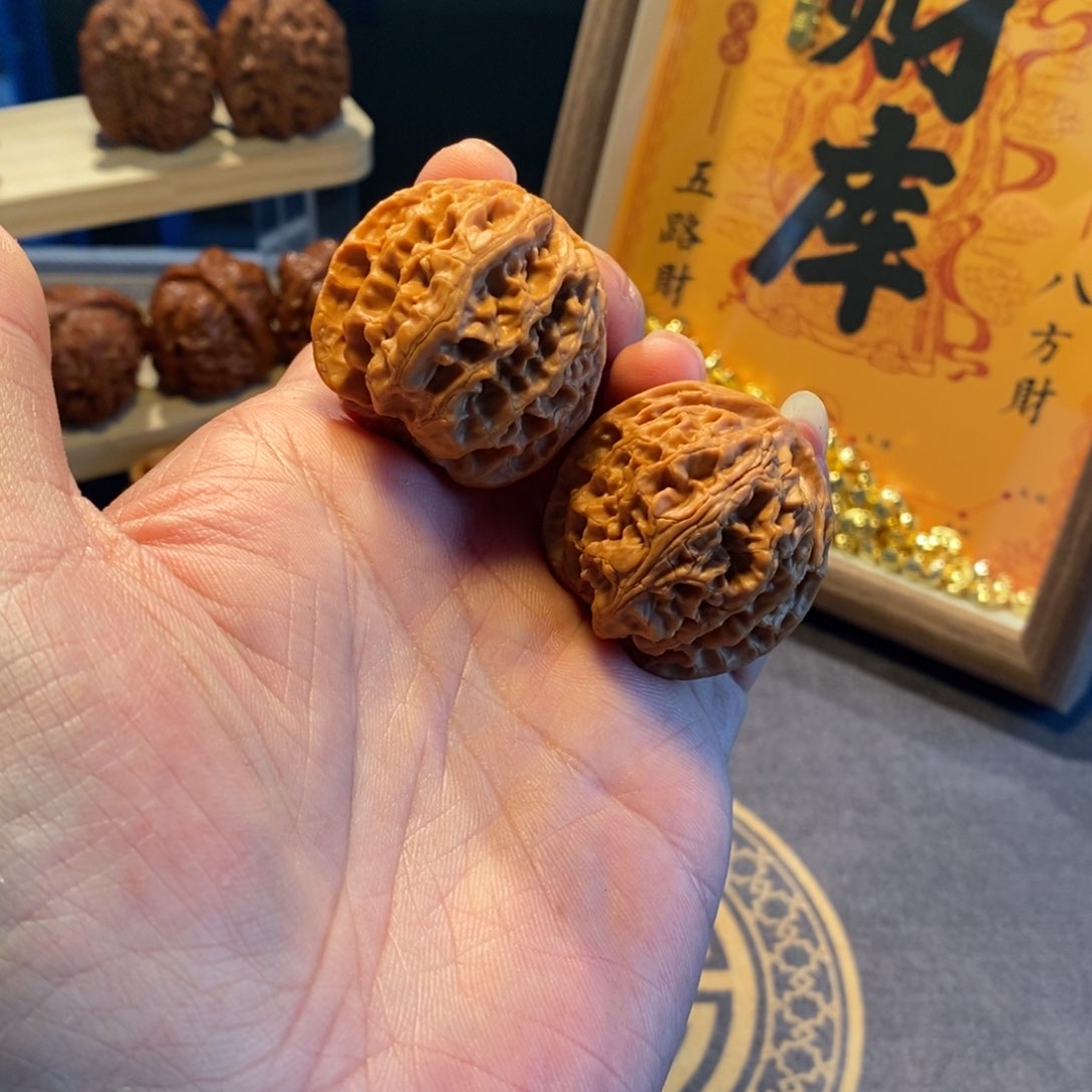 文玩核桃把件全品无修37尺苹果园