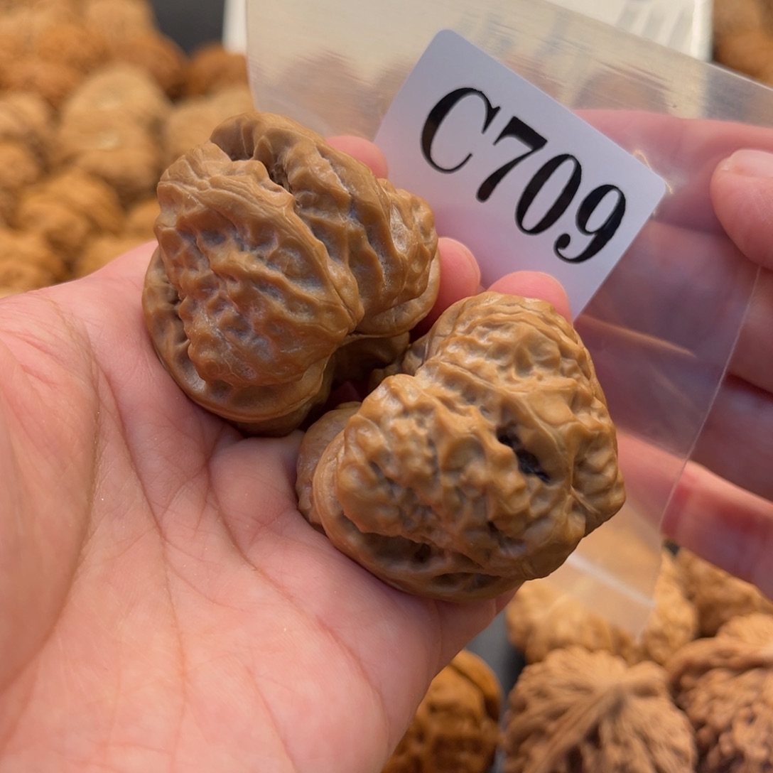 宇***哥把件桃核蛙蛙福利42