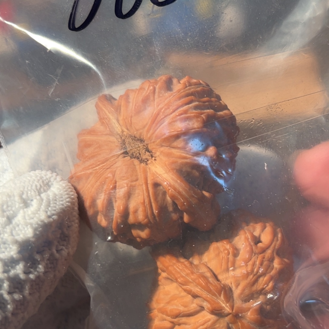 罗***达把件文玩核桃汉高白38