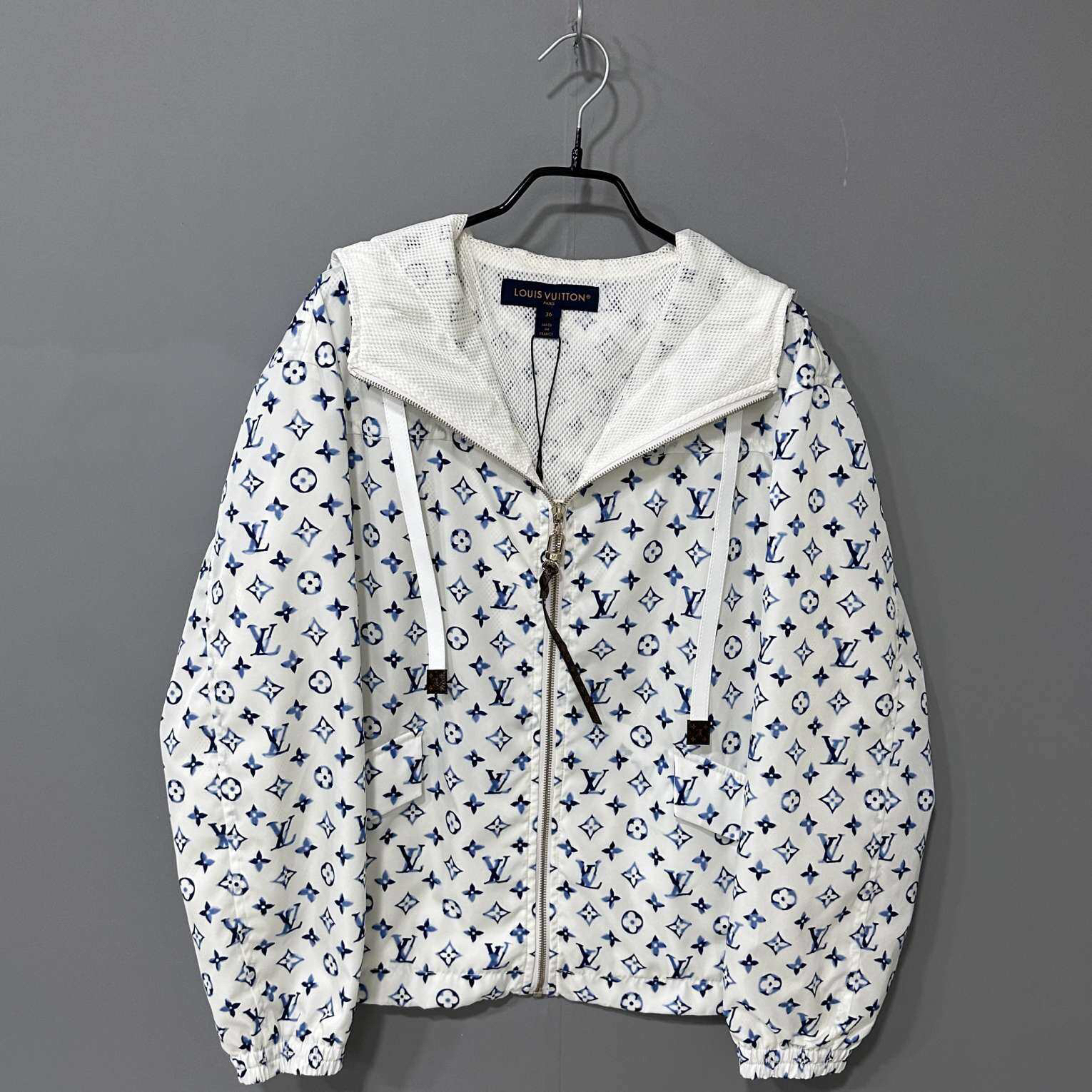 99新 LouisVuitton/路易威登 25新款满印拉链外套/36码/13958
